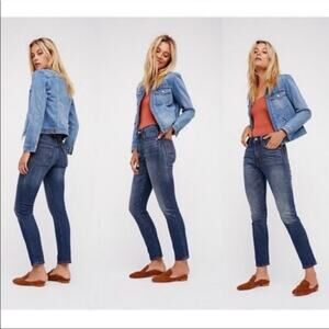 Levi’s Wmns Sz 27x28 501 Stretchy Skinny Jeans in Supercharger Button-fly Casual